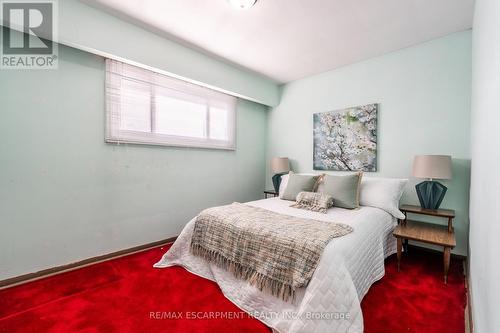 9 Laurier Avenue, Hamilton, ON - Indoor Photo Showing Bedroom