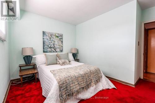 9 Laurier Avenue, Hamilton, ON - Indoor Photo Showing Bedroom