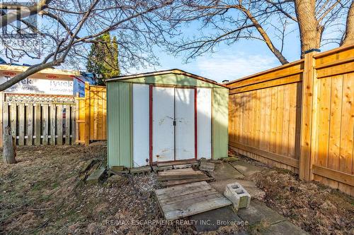 9 Laurier Avenue, Hamilton, ON - Outdoor