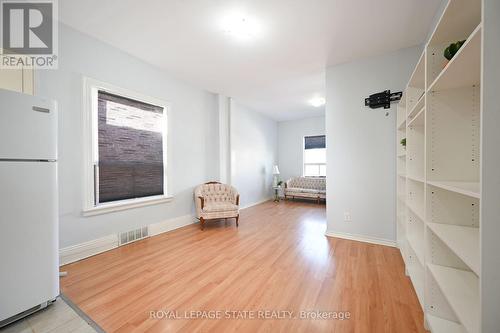 200 Kensington Avenue N, Hamilton, ON - Indoor Photo Showing Other Room