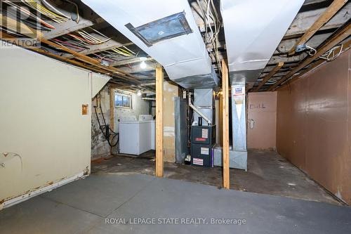 200 Kensington Avenue N, Hamilton, ON - Indoor Photo Showing Basement