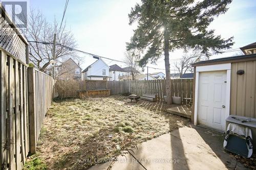 200 Kensington Avenue N, Hamilton, ON - Outdoor