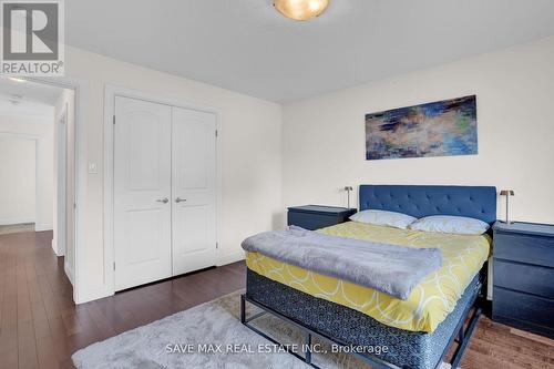 17 Lagoon Avenue, Hamilton, ON - Indoor Photo Showing Bedroom