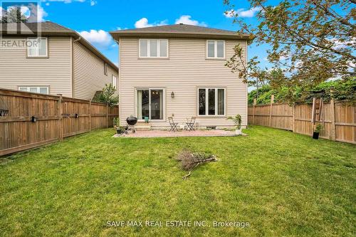 17 Lagoon Avenue, Hamilton, ON - Outdoor