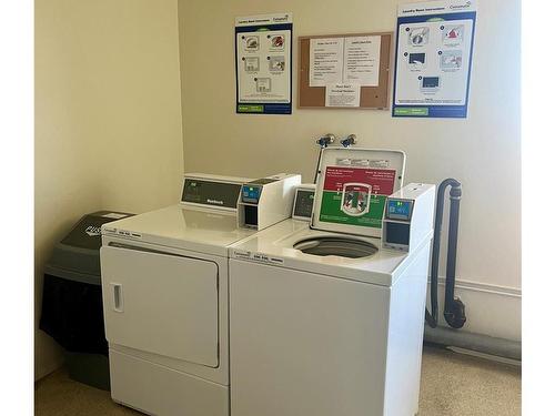 214-550 Bradley St, Nanaimo, BC - Indoor Photo Showing Laundry Room