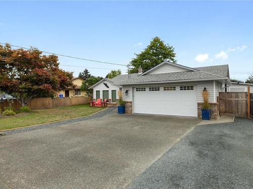 754 Nanoose Ave, Parksville, BC 