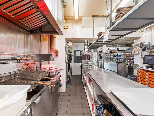 Cuisine - 196 Rue Sherbrooke, Magog, QC - Indoor Photo Showing Kitchen