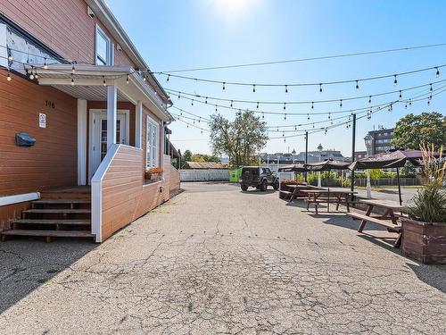 Exterior entrance - 196 Rue Sherbrooke, Magog, QC - Outdoor