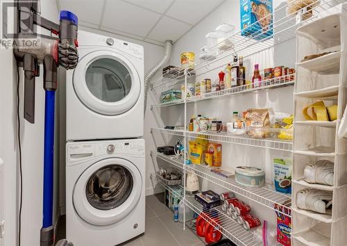 330, 88 9 Street Ne, Calgary, AB - Indoor Photo Showing Laundry Room