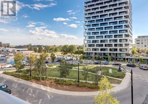 330, 88 9 Street Ne, Calgary, AB - Outdoor With Balcony With Facade