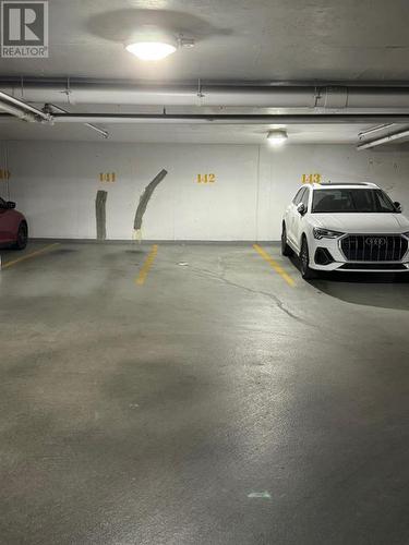 330, 88 9 Street Ne, Calgary, AB - Indoor Photo Showing Garage