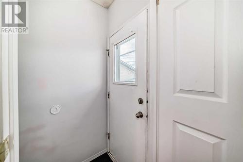 1059 Abbeydale Drive Ne, Calgary, AB - Indoor Photo Showing Other Room