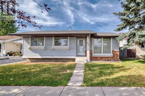 1059 Abbeydale Drive Ne, Calgary, AB - Outdoor With Facade