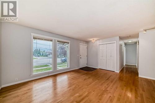 1059 Abbeydale Drive Ne, Calgary, AB - Indoor Photo Showing Other Room