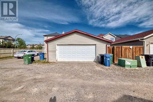 504 Saddlecrest Boulevard Ne, Calgary, AB - Outdoor With Exterior