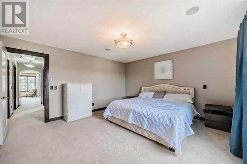 181 Everoak Circle Sw, Calgary, AB - Indoor Photo Showing Bedroom