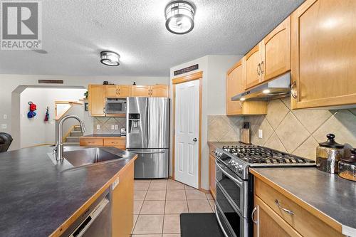 209 Tuscany Ravine Road Nw, Calgary, AB - Indoor Photo Showing Kitchen