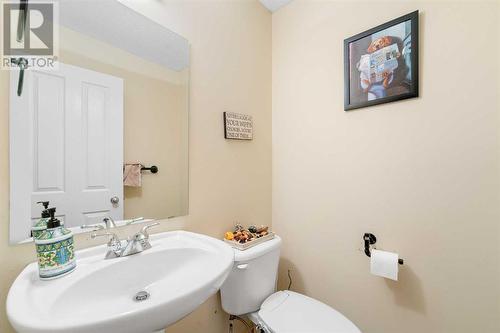 209 Tuscany Ravine Road Nw, Calgary, AB - Indoor Photo Showing Bathroom