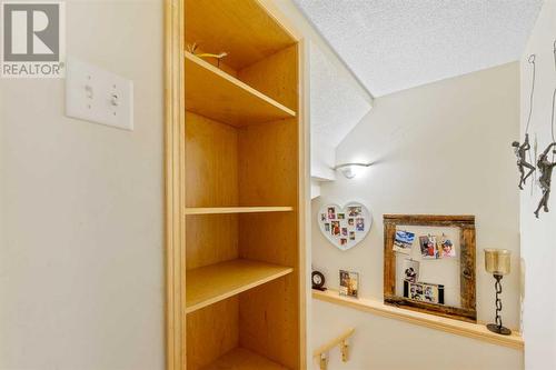 209 Tuscany Ravine Road Nw, Calgary, AB - Indoor Photo Showing Other Room