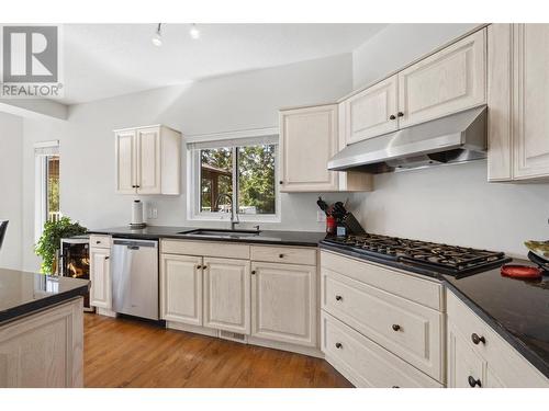 1015 Guest Road, West Kelowna, BC - Indoor Photo Showing Kitchen With Double Sink