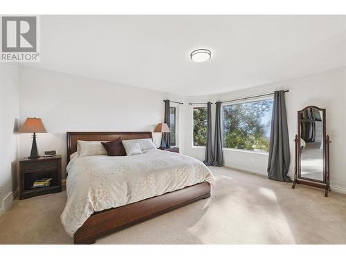 1015 Guest Road, West Kelowna, BC - Indoor Photo Showing Bedroom