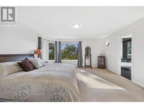 1015 Guest Road, West Kelowna, BC - Indoor Photo Showing Bedroom