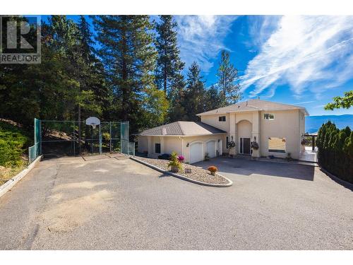 1015 Guest Road, West Kelowna, BC - Outdoor