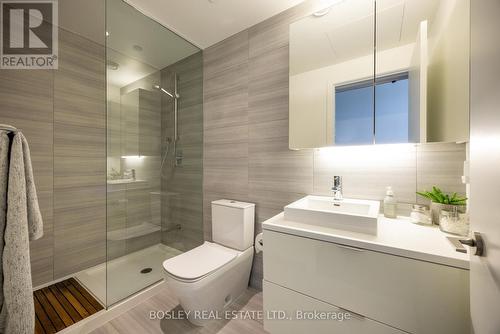 2802 - 170 Bayview Avenue, Toronto, ON - Indoor Photo Showing Bathroom