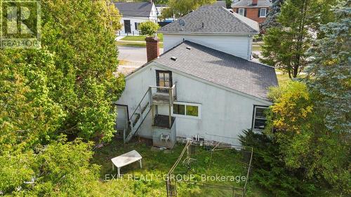 384 King Street W, Cobourg, ON - Outdoor