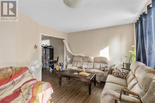 3 Cameron Ave, Sault Ste. Marie, ON - Indoor Photo Showing Living Room