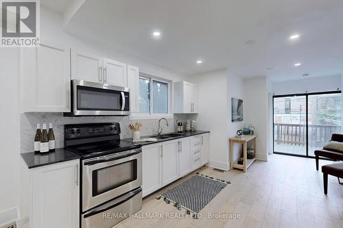 190 Chatham Avenue, Toronto, ON - Indoor Photo Showing Kitchen