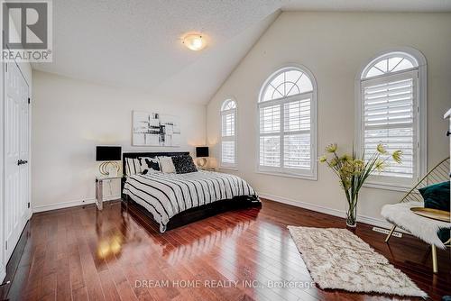 2 Quantum Street, Markham, ON - Indoor Photo Showing Bedroom