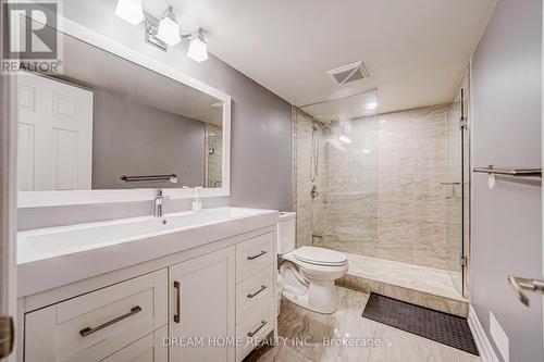 2 Quantum Street, Markham, ON - Indoor Photo Showing Bathroom