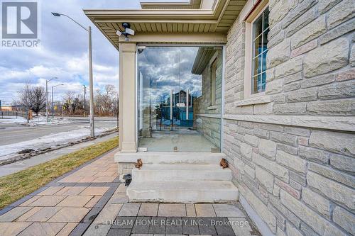 2 Quantum Street, Markham, ON - Outdoor