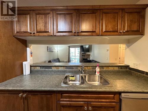 4767 Forsters Landing Road Unit# 210, Radium Hot Springs, BC - Indoor Photo Showing Kitchen With Double Sink