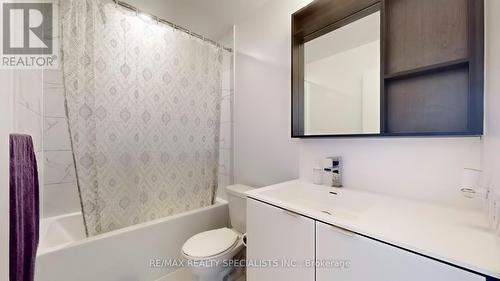 2707 - 4065 Confederation Parkway, Mississauga, ON - Indoor Photo Showing Bathroom