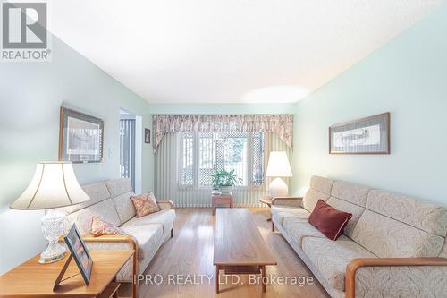 84 Royal Salisbury Way, Brampton, ON - Indoor Photo Showing Living Room