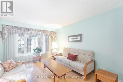 84 Royal Salisbury Way, Brampton, ON - Indoor Photo Showing Living Room