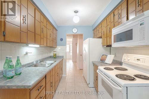 84 Royal Salisbury Way, Brampton, ON - Indoor Photo Showing Kitchen With Double Sink