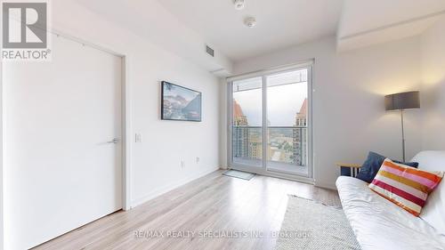 2707 - 4065 Confederation Parkway, Mississauga (City Centre), ON - Indoor