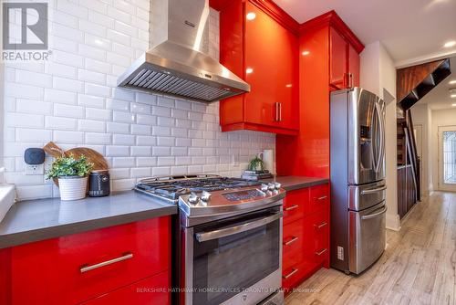 2654 Lake Shore Boulevard W, Toronto (Mimico), ON - Indoor Photo Showing Kitchen