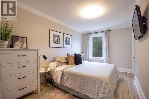 2654 Lake Shore Boulevard W, Toronto (Mimico), ON - Indoor Photo Showing Bedroom