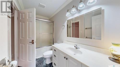 1204 Gryphons Walk, Regina, SK - Indoor Photo Showing Bathroom