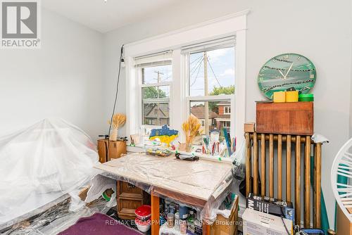 74 Kenilworth Avenue S, Hamilton, ON - Indoor Photo Showing Bedroom