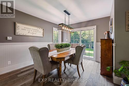 426155 25Th Sideroad, Mono, ON - Indoor Photo Showing Dining Room