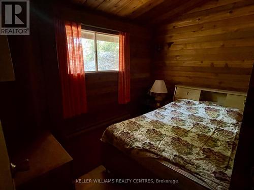 41 Maureen Drive, Seguin, ON - Indoor Photo Showing Bedroom