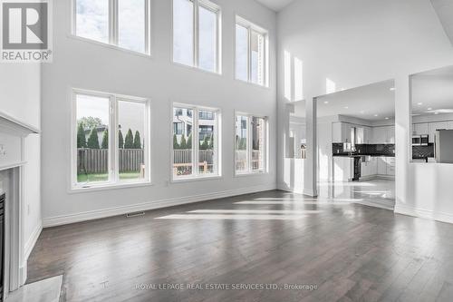 276 Gatestone Drive, Hamilton (Stoney Creek Mountain), ON - Indoor With Fireplace