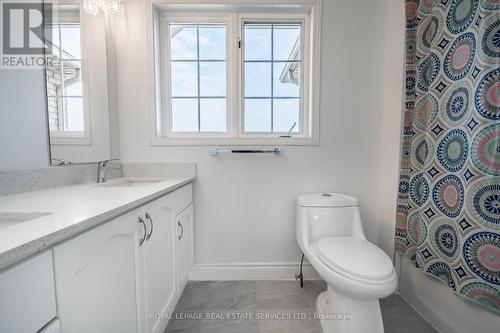 276 Gatestone Drive, Hamilton (Stoney Creek Mountain), ON - Indoor Photo Showing Bathroom