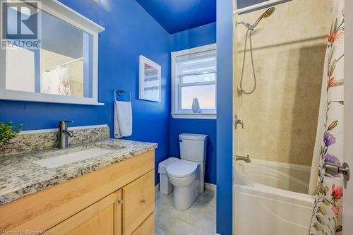 153 Oriole Street, Waterloo, ON - Indoor Photo Showing Bathroom