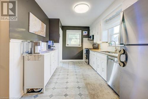 153 Oriole Street, Waterloo, ON - Indoor Photo Showing Kitchen